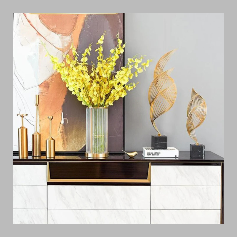 Contemporary Gold Wave Metal Sculpture – Abstract Modern Art Décor
