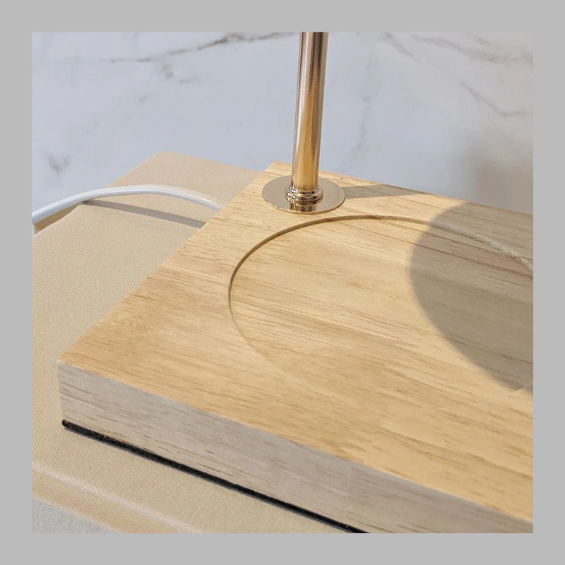 Elegant White & Gold Candle Warmer – Chic Decorative Home Accent