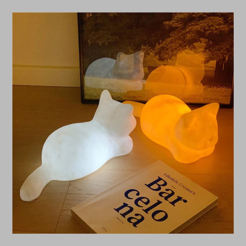 Dreamy Cat Night Light – Cozy LED Bedside Lamp