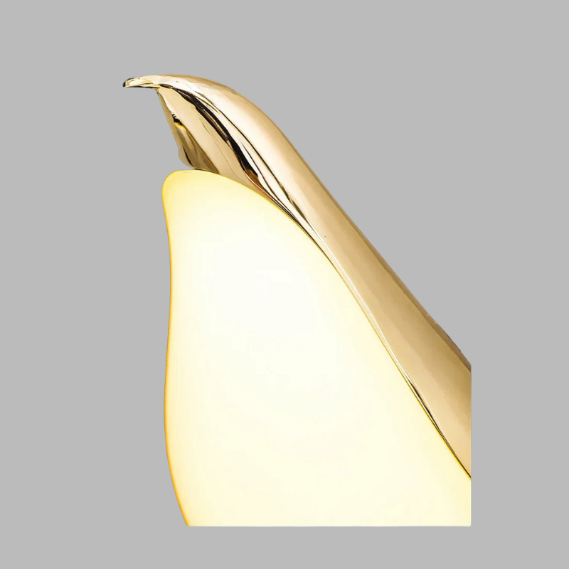 Regal Bird Wall Light – Elegant Artistic LED Wall Lamp