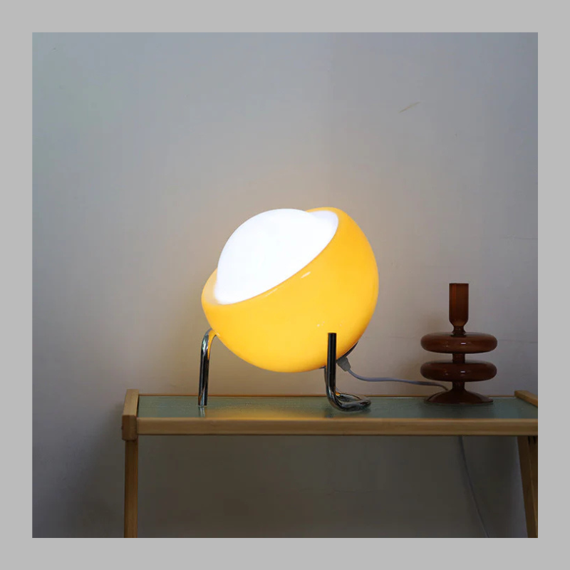 Retro Dome Table Lamp – Vintage Bauhaus Inspired Indoor Lighting