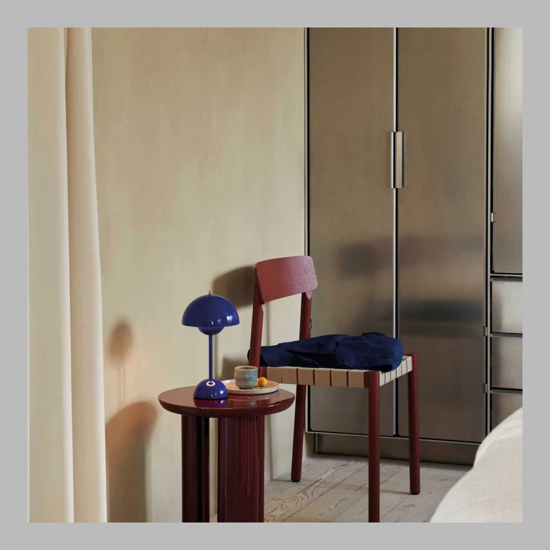 Ambient LED Table Lamp – Modern Lighting