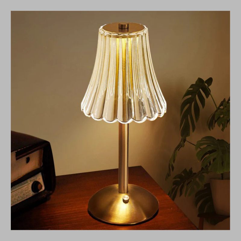 Vintage-Inspired LED Table Lamp – USB Rechargeable Retro Lighting