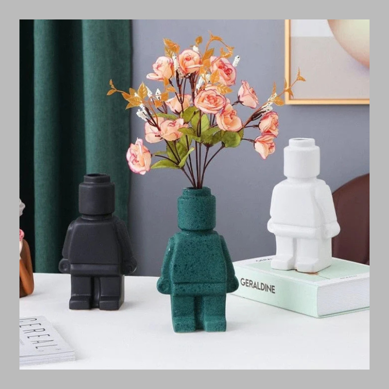 Pixel Brick Robot Planter – Geek Chic Succulent & Desk Décor