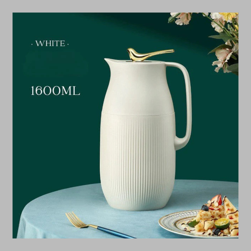 Stainless Steel Insulated Bottle – Sleek Minimalist Thermal Flask