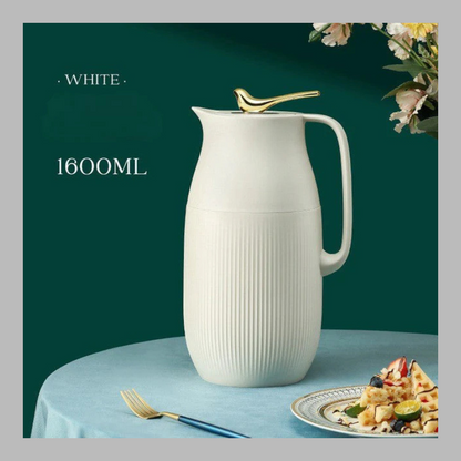 Stainless Steel Insulated Bottle – Sleek Minimalist Thermal Flask