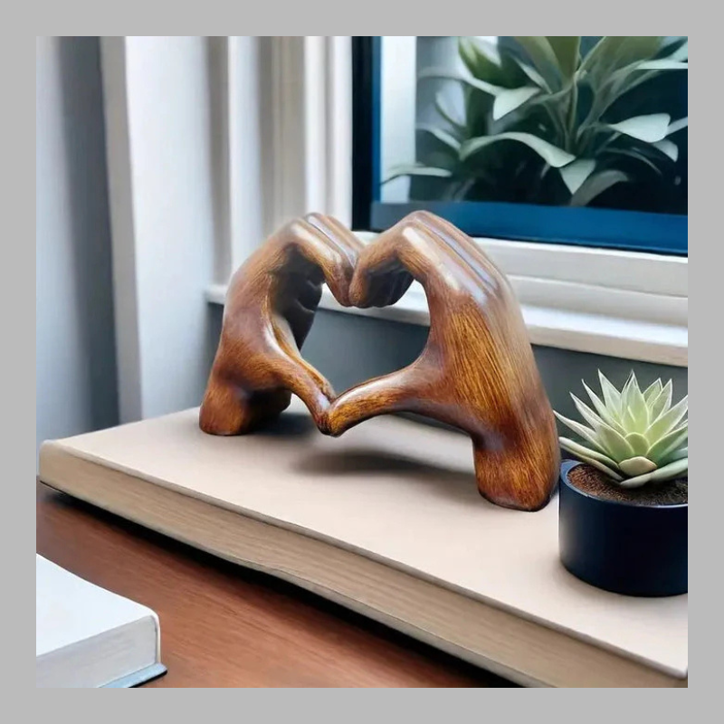 Modern Heart Sculpture – Contemporary Romantic Art Accent