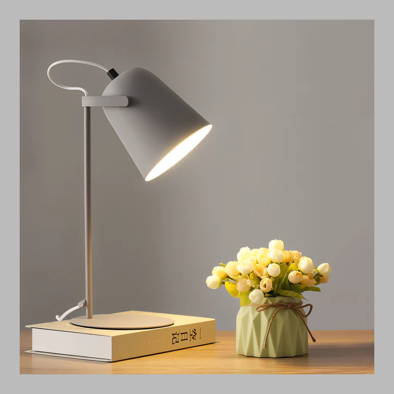 Creative Pastel Macaron Desk Lamp – Scandinavian Minimalist Lighting