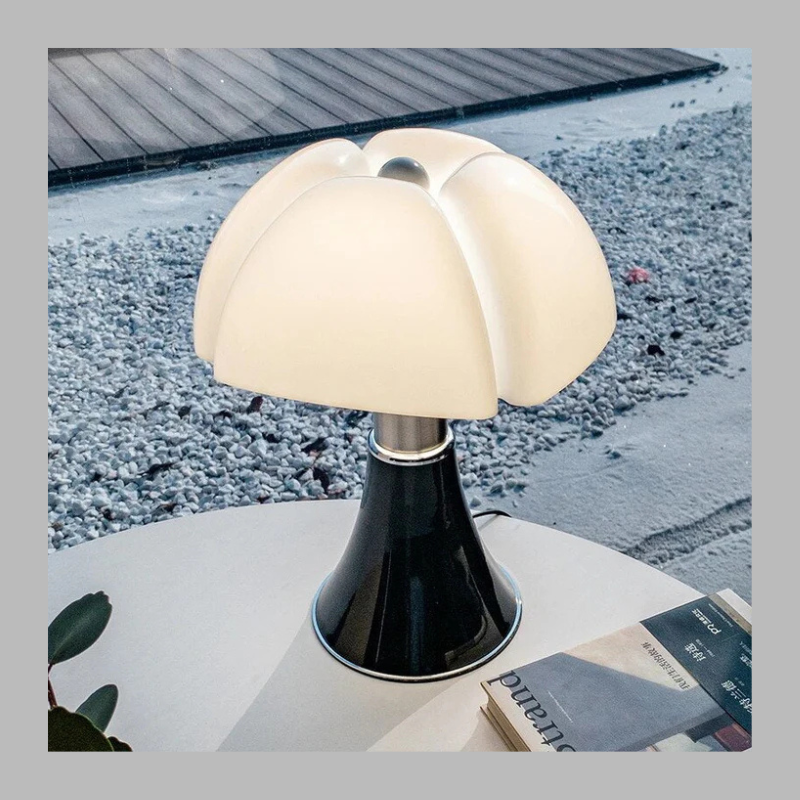 Contemporary Elegant Table Lamp – Stylish Modern Lighting